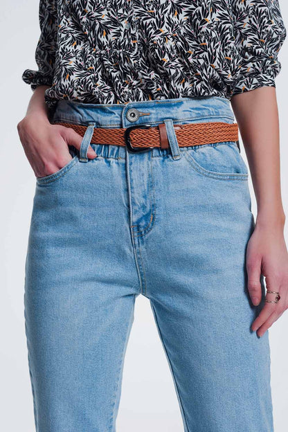 Vaqueros Mom slim de talle alto con diseño reciclado y lavado vintage medio