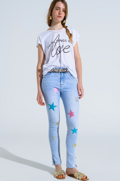 Vaqueros pitillo con estrellas en las piernas
