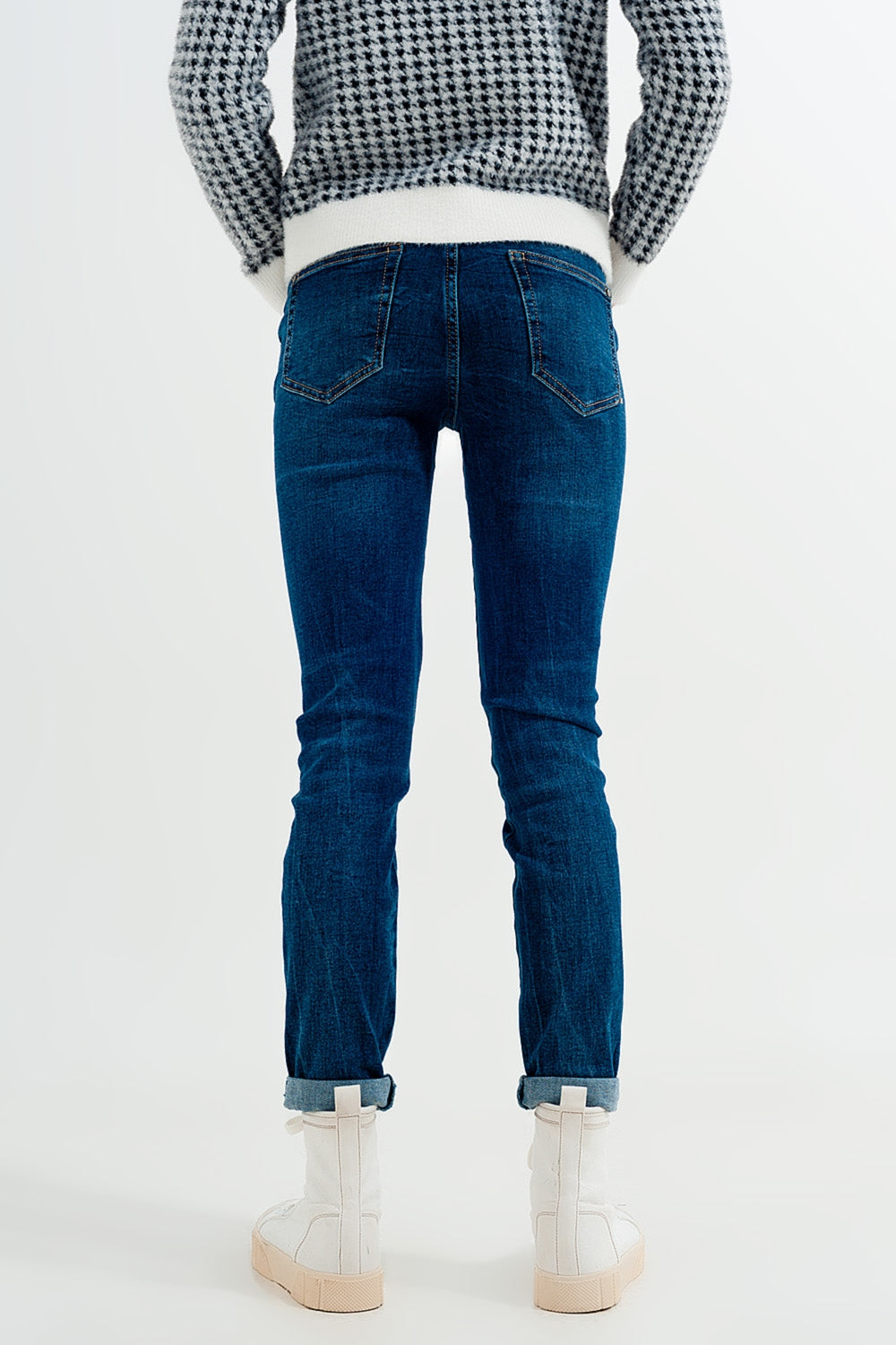 Vaqueros pitillo con lavado azul medio de talle alto