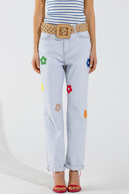 Q2 Vaqueros relajados blanqueados con diseño floral multicolor