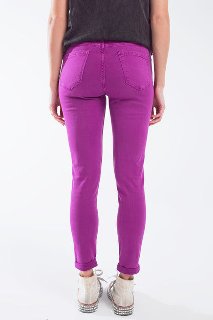 Vaqueros super ajustados tobilleros fucsia con suaves arrugas