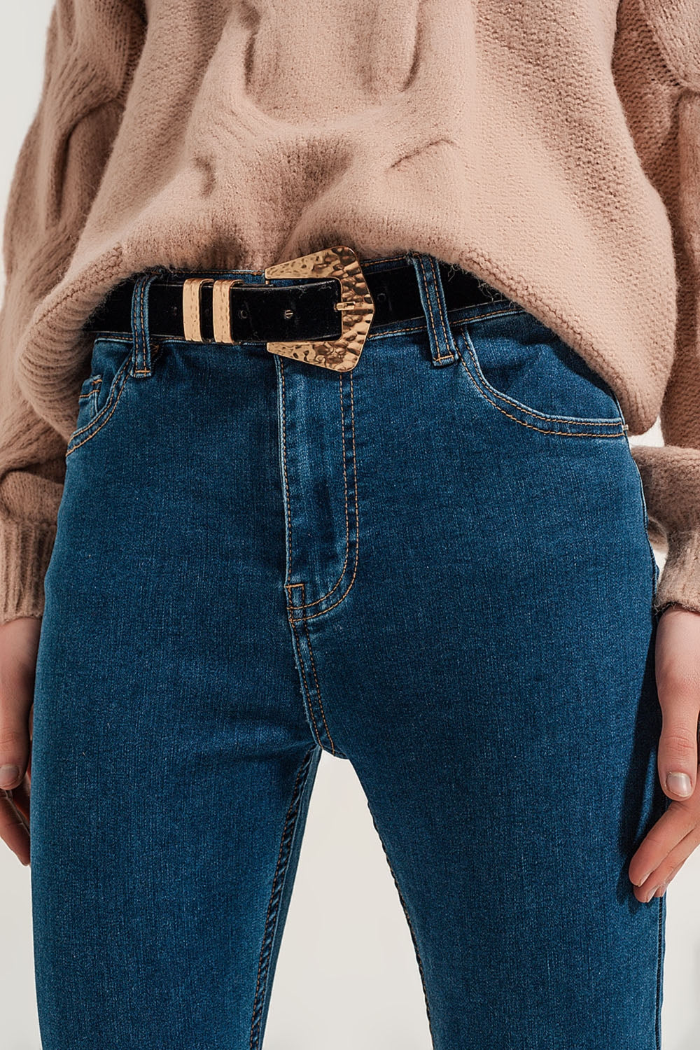 Vaqueros super skinny con lavado azul medio