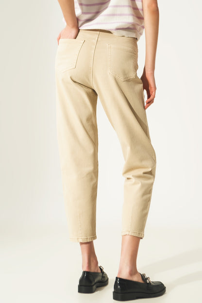 Vaqueros tobilleros en beige