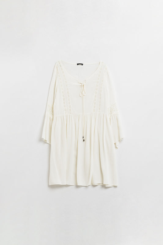 Q2 Vestido acampanado