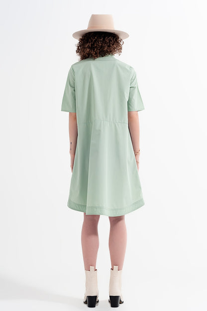 Vestido amplio corto en color verde a capas