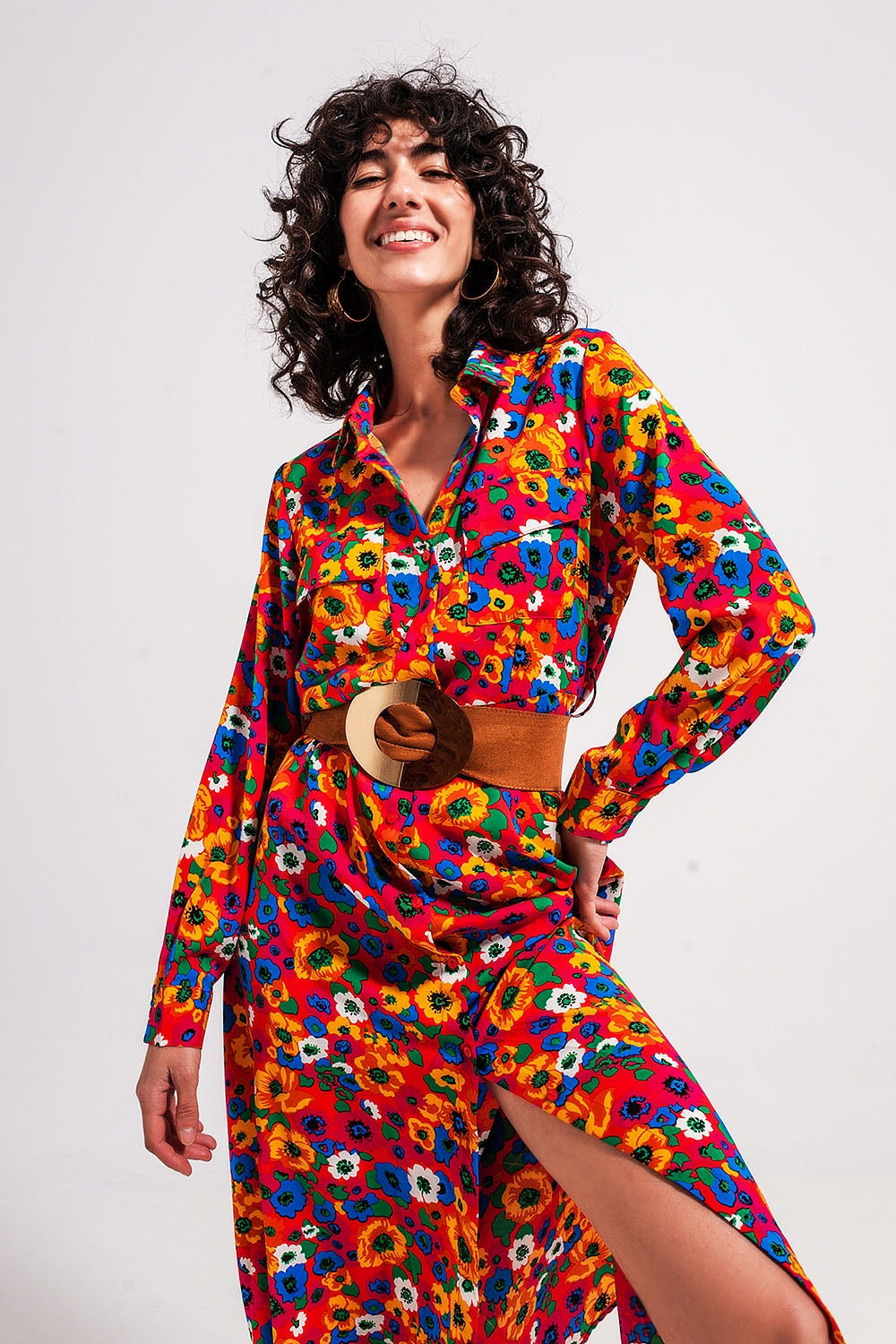 Vestido camisero abotonado con estampado floral