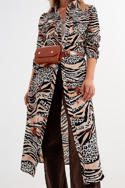 Vestido camisero beis con estampado animal