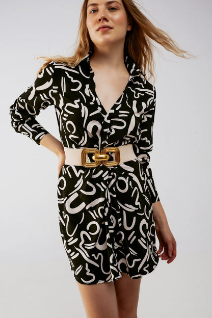 Vestido camisero corto negro con botones en la parte delantera