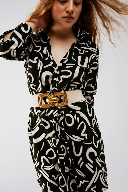 Vestido camisero corto negro con botones en la parte delantera