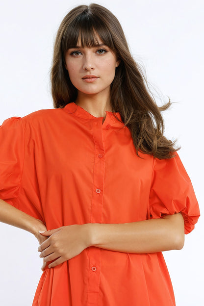 Vestido camisero relajado con mangas cortas globo y volante en naranja