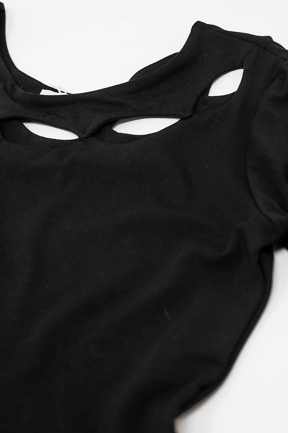 vestido corto de terciopelo negro
