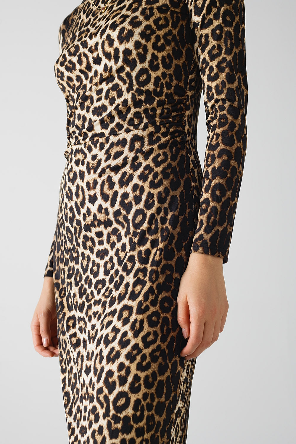 Vestido de Spandex con estampado de leopardo y detalle de pliegues en la cintura