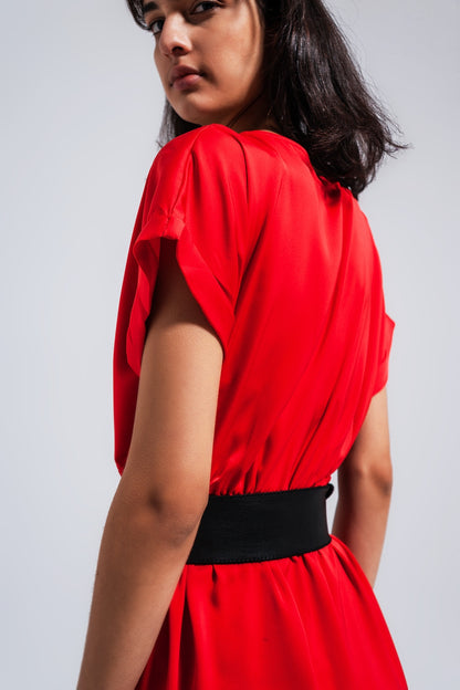 Vestido largo color rojo de manga corta en satén