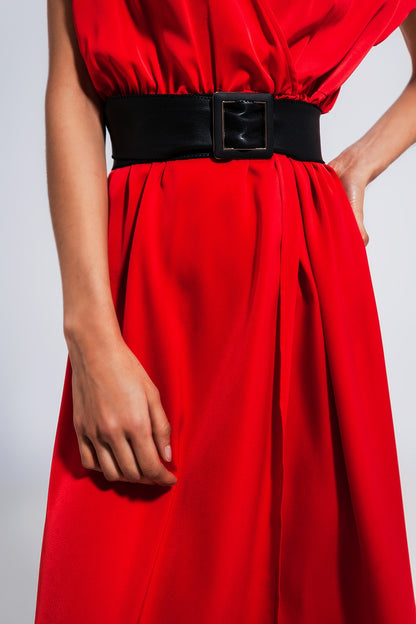 Vestido largo color rojo de manga corta en satén