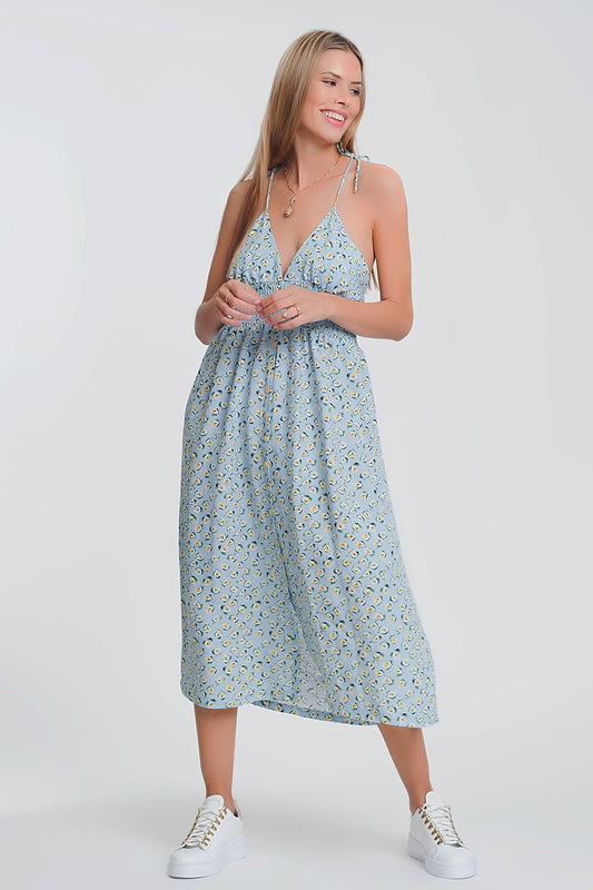 Q2 Vestido largo con espalda abierta en azul floral