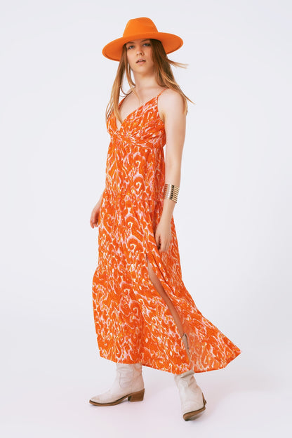 Vestido largo con estampado floral y escote en V en naranja