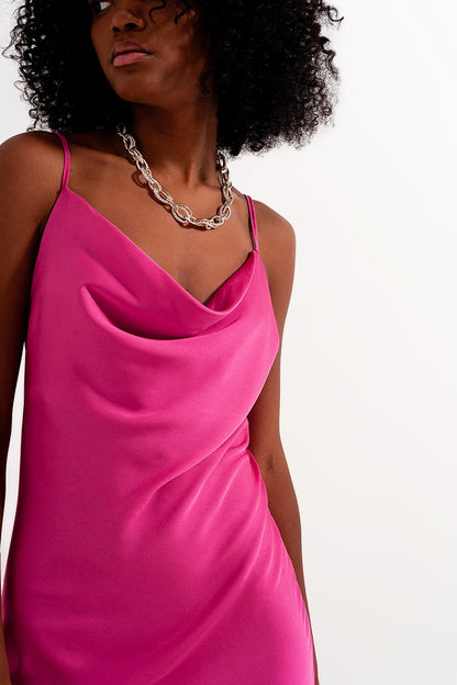 Vestido lencero de satén midi color fucsia de tirantes