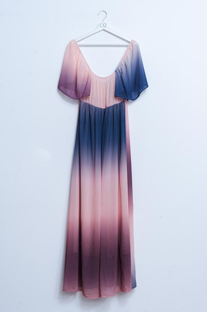 Vestido maxi con diseño degradado y escote corazón beige
