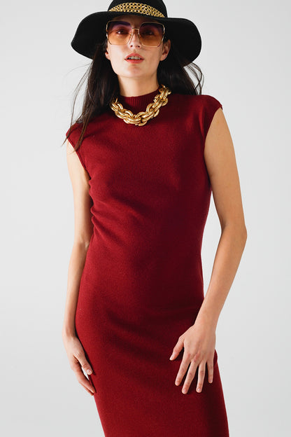 vestido midi burdeos ajustado sin mangas