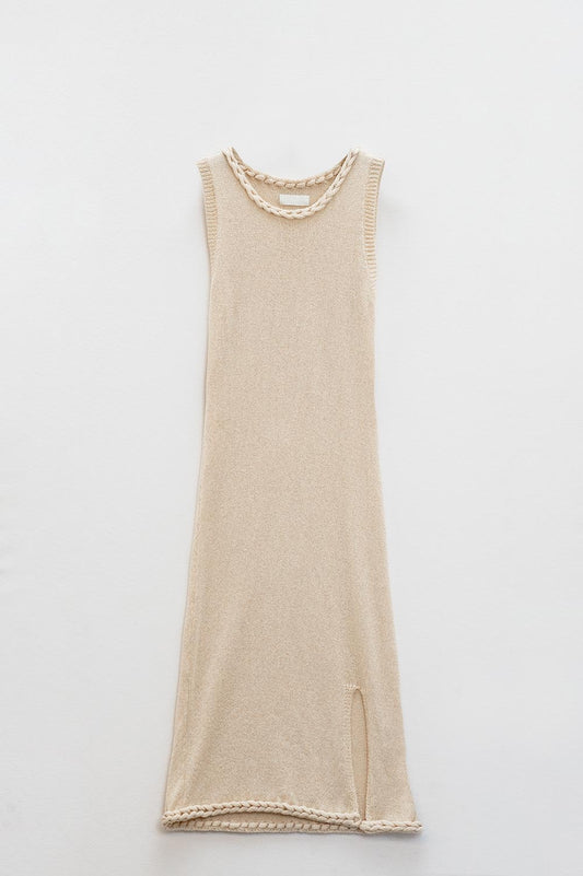 Q2 Vestido midi de punto con detalle trenzado en color beige