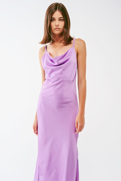 Vestido midi de satén con cuello drapeado en lila