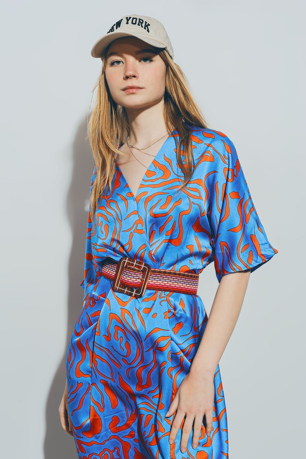 Vestido Midi de Satén con Cuello en V en Azul