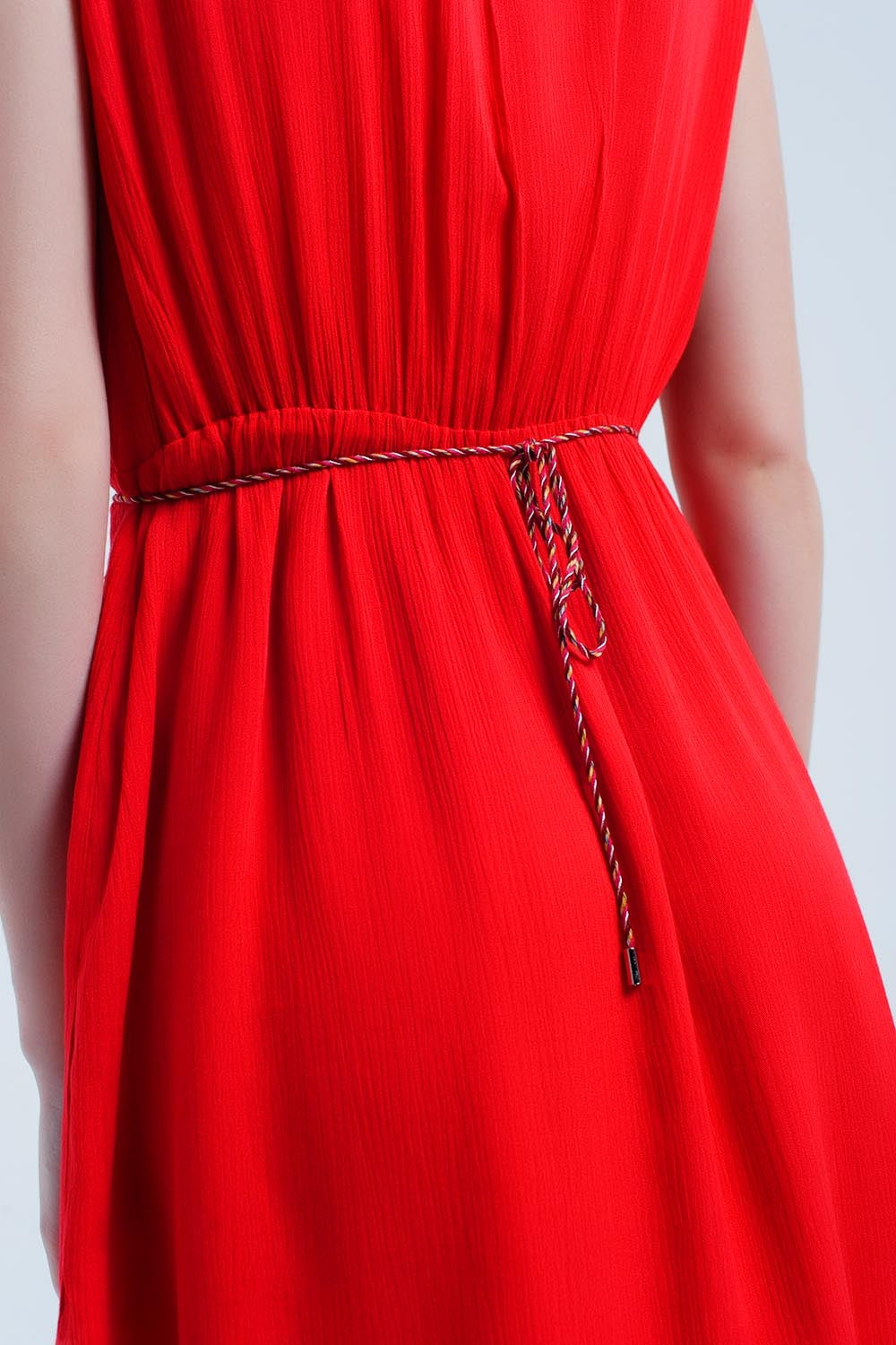 Vestido rojo mini con detalles bordados