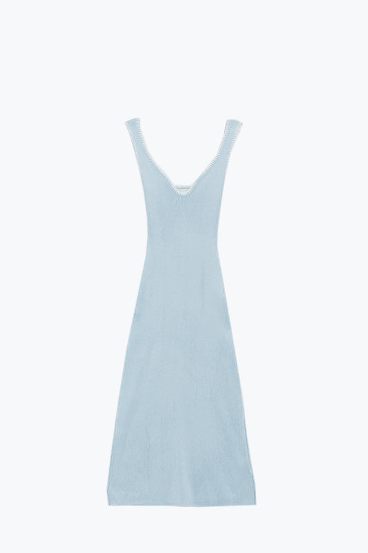 Q2 Vestido veraniego de punto ceñido al cuerpo en azul claro con ribete blanco