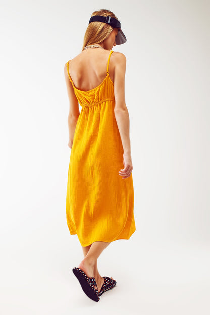 Vestido veraniego largo amarillo de tirantes con cintura fruncida