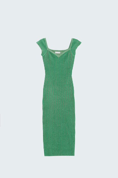 Vestido verde midi de canalé grueso con mangas casquillo
